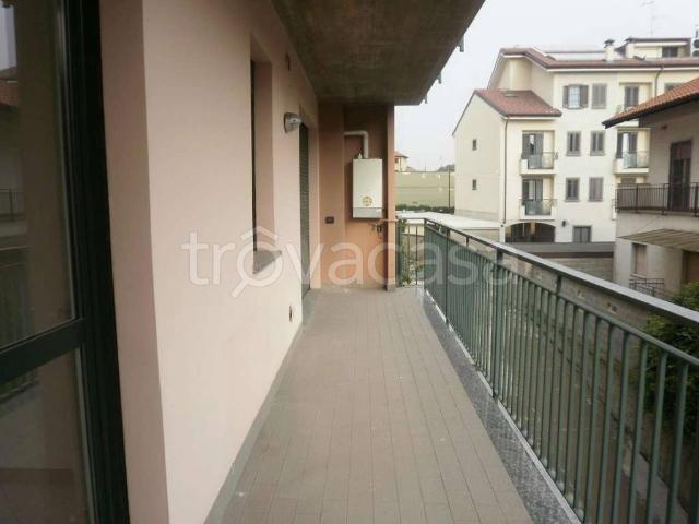 Appartamento in affitto a Cernusco sul Naviglio via Nazario Sauro 5, arredato, box, terrazzo TrovaCasa