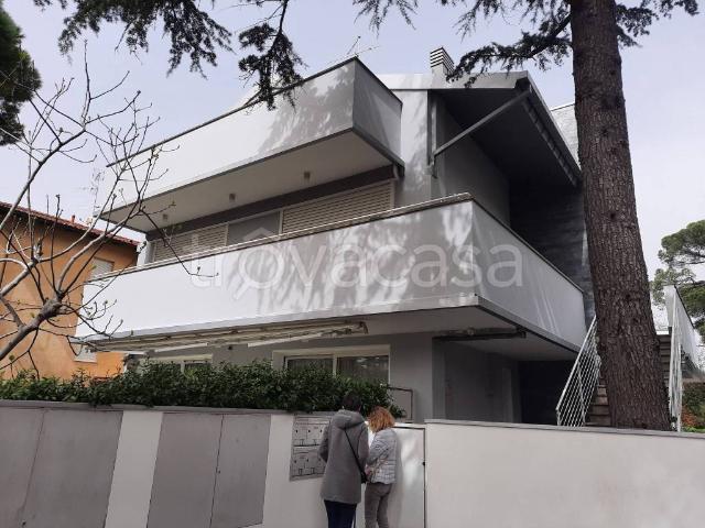 Appartamento in affitto a Cervia via Luigi Ghiberti, arredato, posto auto, terrazzo abitabile/ampio TrovaCasa