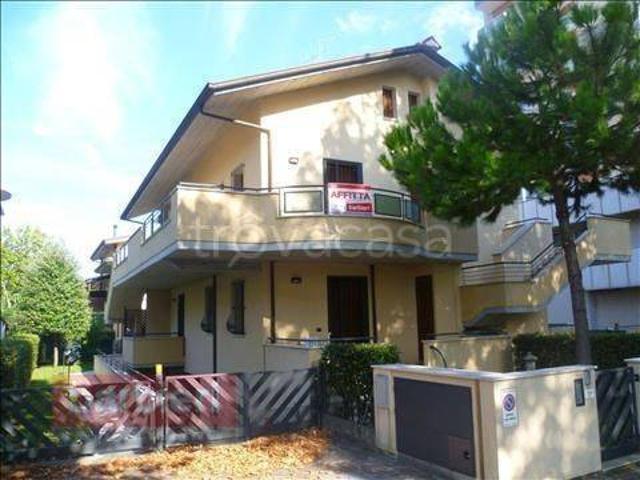 Appartamento in affitto a Cervia via Volturno, 21, giardino privato, box, terrazzo TrovaCasa