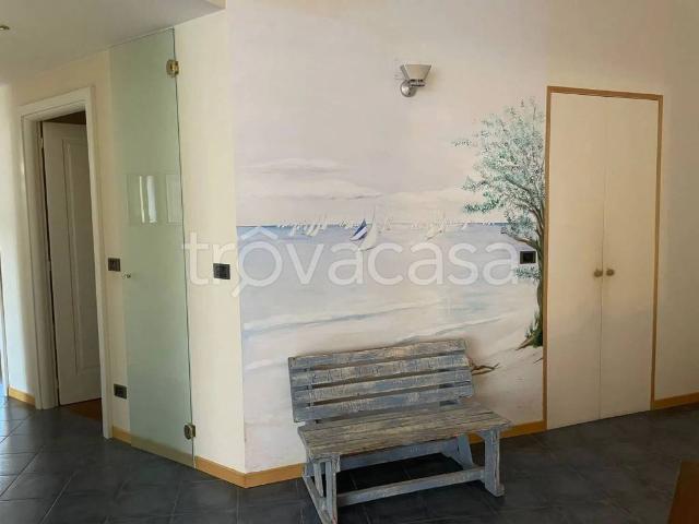 Appartamento in affitto a Chiavari corso Valparaiso, 12, ascensore, lavastoviglie, balcone TrovaCasa