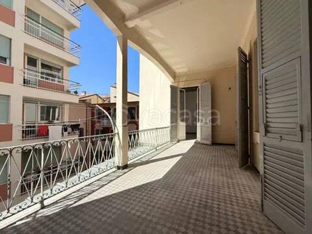 Appartamento in affitto a Chiavari piazza Roma No Number, terrazzo, ascensore, balcone TrovaCasa