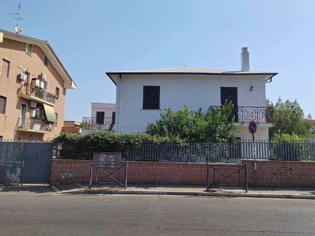Appartamento in affitto a Ciampino RM