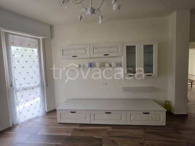Appartamento in affitto a Cinisello Balsamo via Giovanni Battista Lulli, 9, arredato, box, terrazzo TrovaCasa