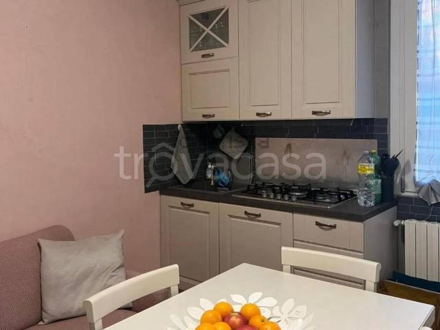Appartamento in affitto a Cinisello Balsamo via Giuseppe Parini, 26, arredato, vicinanze negozi, cucina abitabile TrovaCasa