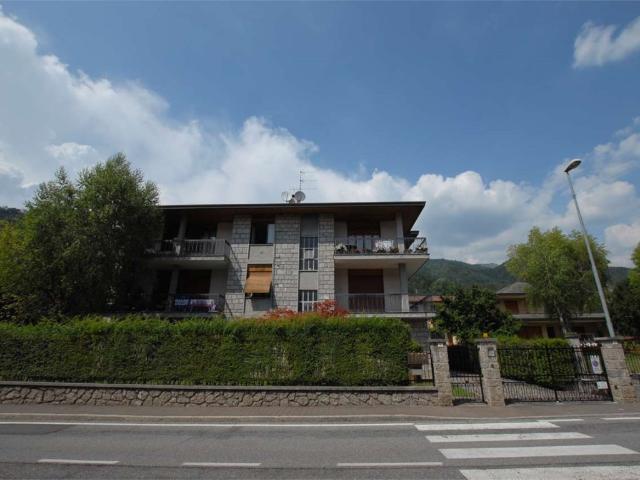 Appartamento in affitto a Clusone via San Defendente, non arredato/vuoto, box, terrazzo TrovaCasa