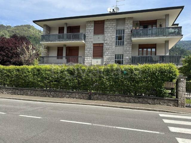 Appartamento in affitto a Clusone via San Defendente, non arredato/vuoto, box, terrazzo TrovaCasa