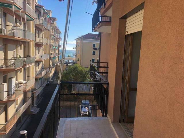 Appartamento in affitto a Cogoleto GE