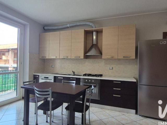 Appartamento in affitto a Cogliate