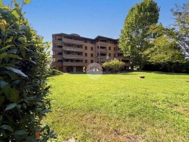 Appartamento in affitto a Cologno Monzese appartamento via carducci, 27, box, terrazzo, parzialmente arredato TrovaCasa