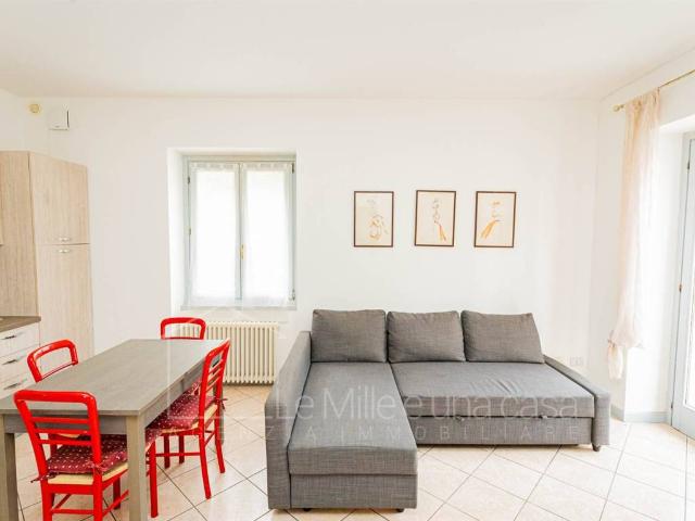 Appartamento in affitto a Colico via Laghetto 15, non arredato/vuoto, posto auto, terrazzo TrovaCasa
