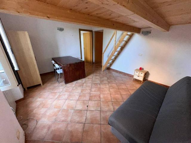 Appartamento in affitto a Colleferro RM
