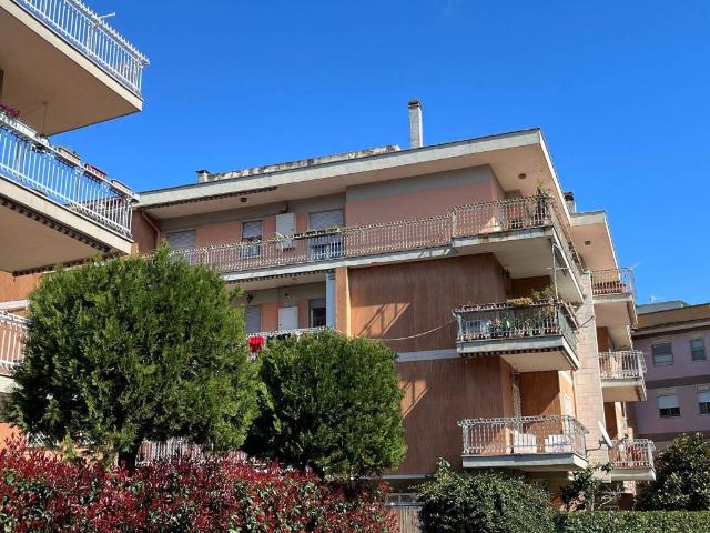 Appartamento in affitto a Colleferro RM