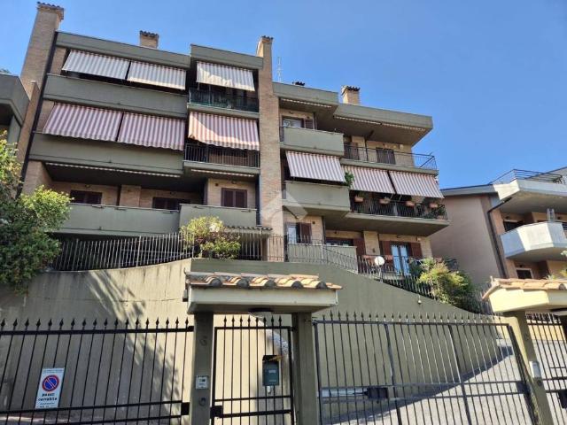 Appartamento in affitto a Colleferro RM