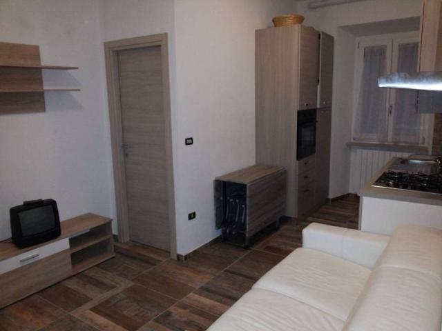 Appartamento in affitto a Como CO