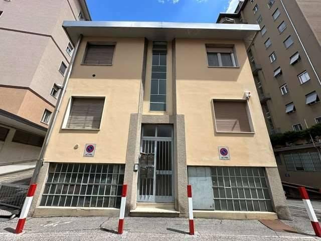Appartamento in affitto a Como CO