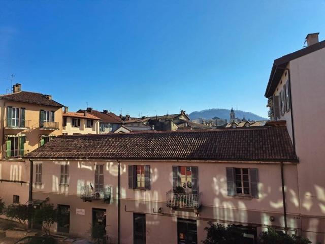 Appartamento in affitto a Como CO