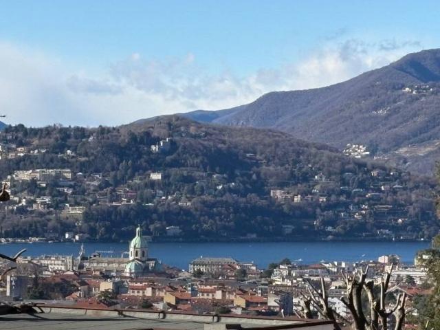 Appartamento in affitto a Como CO