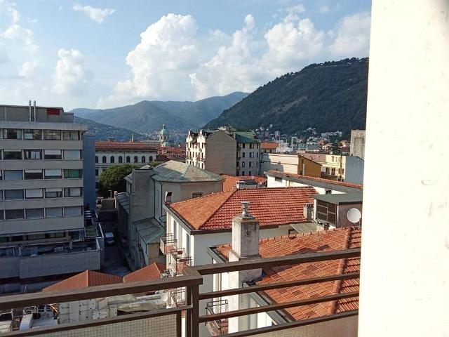 Appartamento in affitto a Como CO