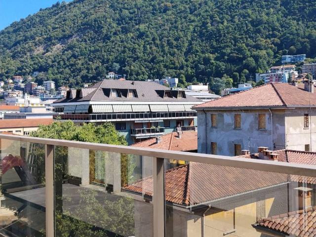 Appartamento in affitto a Como CO