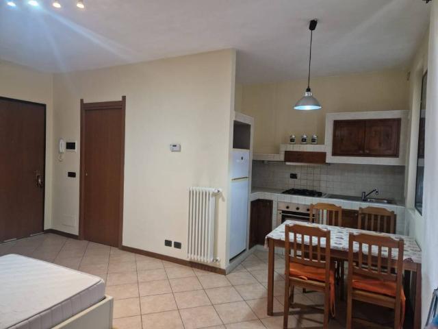 Appartamento in affitto a Como CO