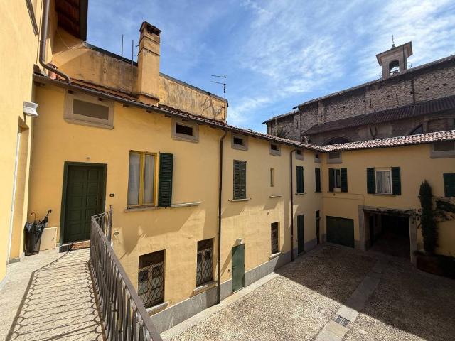 Appartamento in affitto a Como CO