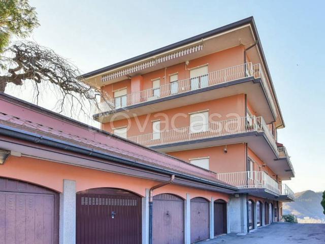 Appartamento in affitto a Como via Monte Verde, 48, arredato, giardino privato, terrazzo TrovaCasa