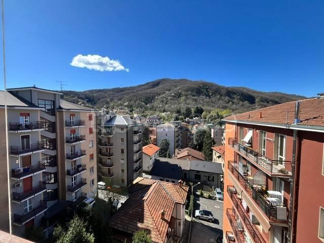 Appartamento in affitto a Como via Giovanni Battista Barberini, 23, arredato, box, ascensore TrovaCasa
