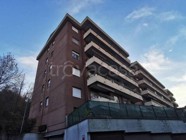 Appartamento in affitto a Como via Salvatore Quasimodo, arredato, giardino privato, terrazzo TrovaCasa