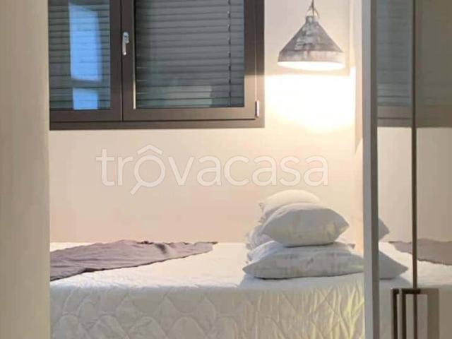 Appartamento in affitto a Como via Santo Garovaglio, arredato, centrale, luminoso TrovaCasa