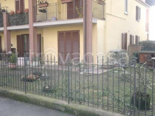 Appartamento in affitto a Como via Ticozzi, 17, arredato, giardino privato, box TrovaCasa