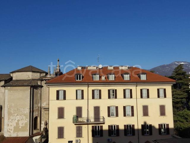 Appartamento in affitto a Como viale Varese, box, terrazzo, ascensore TrovaCasa