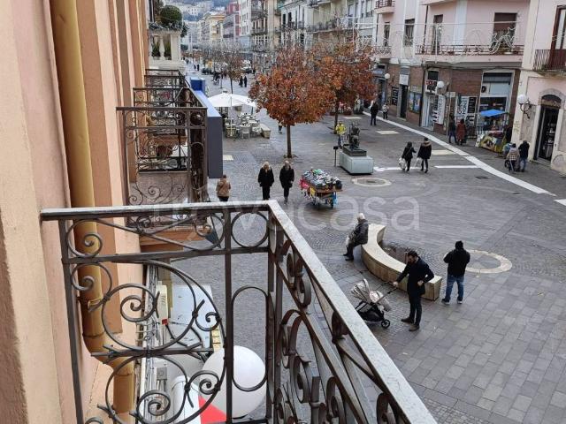Appartamento in affitto a Cosenza corso Giuseppe Mazzini, ascensore, luminoso, balcone TrovaCasa