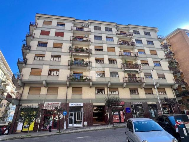 Appartamento in affitto a Cosenza corso Luigi Fera, 152, parzialmente arredato, ascensore, centrale TrovaCasa