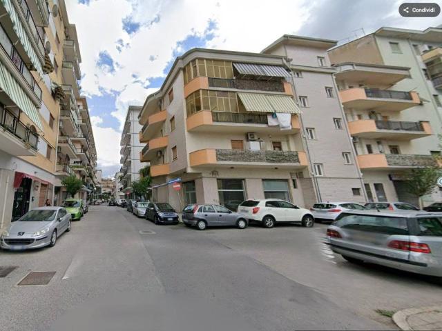 Appartamento in affitto a Cosenza via Umberto Zanotti Bianco, arredato, posto auto, centrale TrovaCasa
