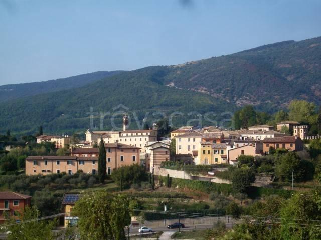 Appartamento in affitto a Costermano sul Garda via della Repubblica, arredato, posto auto, box TrovaCasa