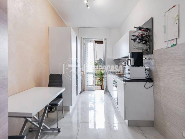 Appartamento in affitto a Cormano MI