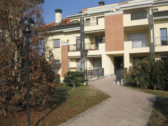 Appartamento in affitto a Corbetta MI