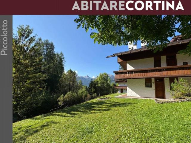 Appartamento in affitto a Cortina d'Ampezzo via Antonio Cantore