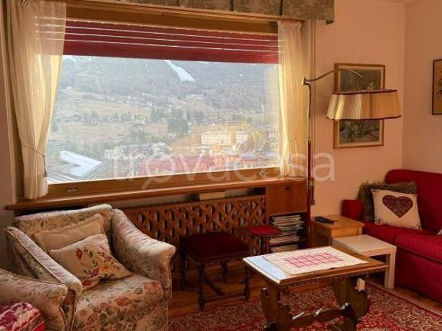 Appartamento in affitto a Cortina d'Ampezzo via Faloria