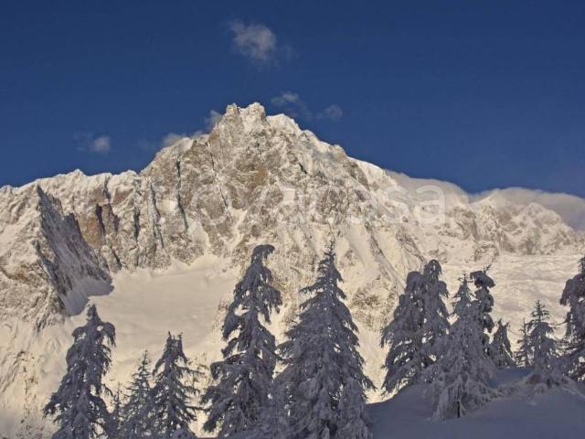 Appartamento in affitto a Courmayeur, posto auto coperto, balcone, cucina abitabile TrovaCasa