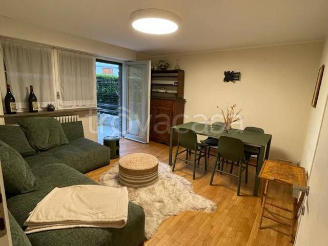 Appartamento in affitto a Courmayeur via delle Volpi, arredato, giardino privato, box TrovaCasa