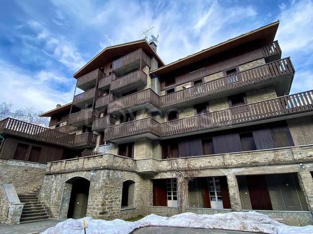 Appartamento in affitto a Courmayeur viale Monte Bianco, 45, box, terrazzo, ristrutturato TrovaCasa
