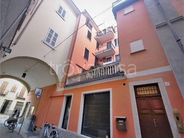 Appartamento in affitto a Cremona via Francesco Arisi, 4, arredato, terrazzo, doppi vetri TrovaCasa