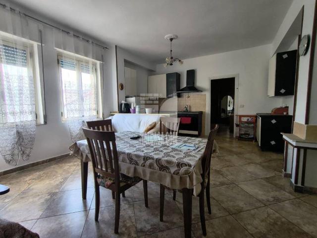 Appartamento in affitto a Crotone KR