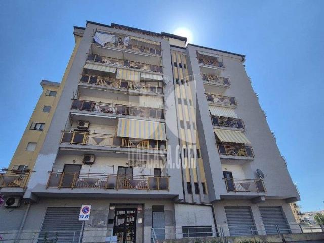 Appartamento in affitto a Crotone KR