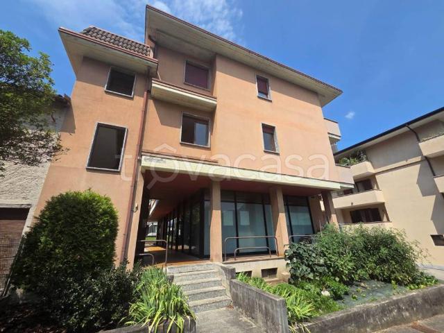 Appartamento in affitto a Delebio via stelvio