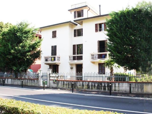 Appartamento in affitto a Desenzano del Garda BS
