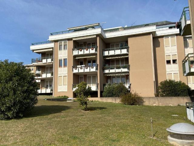 Appartamento in affitto a Desenzano del Garda BS