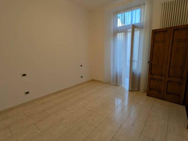 Appartamento in affitto a Desenzano del Garda BS