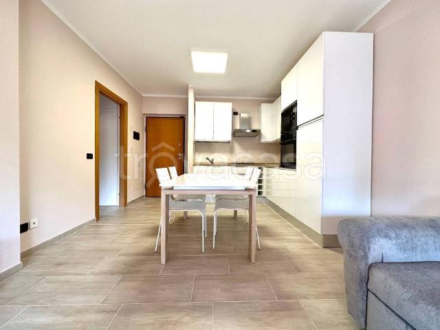 Appartamento in affitto a Desenzano del Garda via Alessandria d'Egitto, arredato, box, terrazzo TrovaCasa